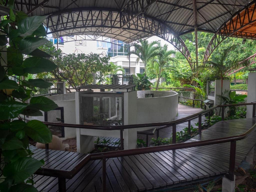 A-One Motel Bangkok Extérieur photo
