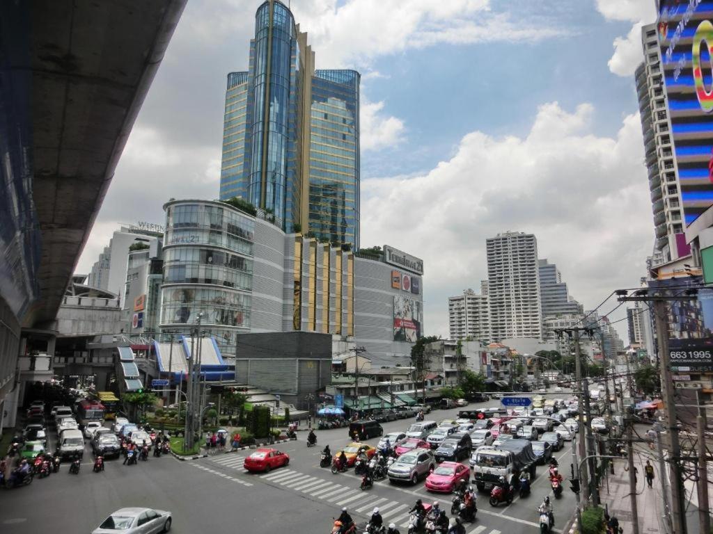 A-One Motel Bangkok Extérieur photo