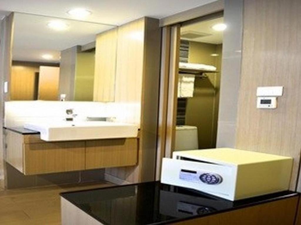 A-One Motel Bangkok Extérieur photo