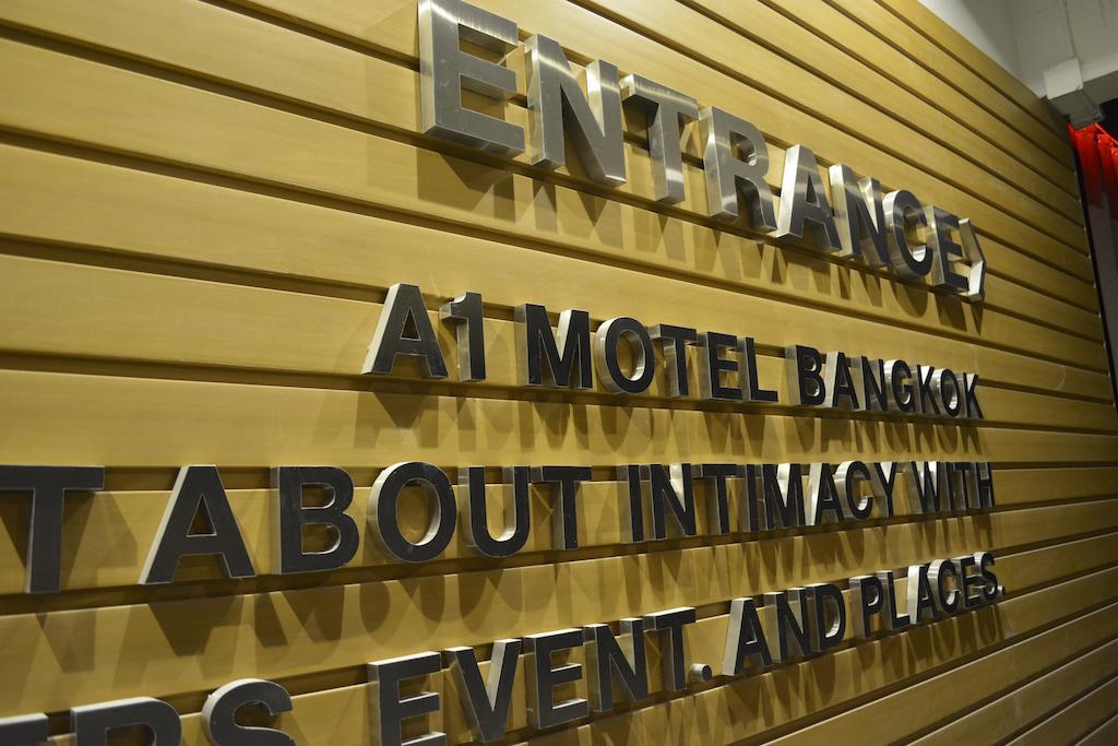 A-One Motel Bangkok Extérieur photo